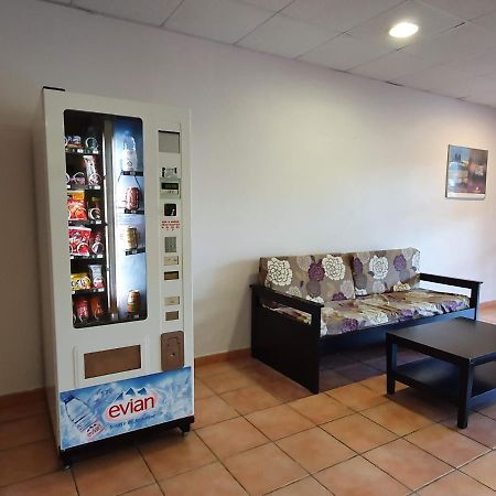 Joli Appartement T2 Dans Residence Avec Piscine, Hammam Et Parking Gratuits Carcassonne Eksteriør billede