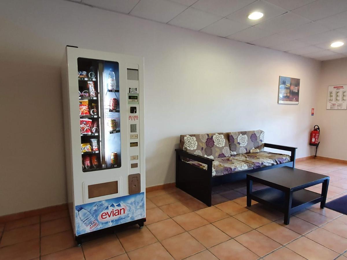 Joli Appartement T2 Dans Residence Avec Piscine, Hammam Et Parking Gratuits Carcassonne Eksteriør billede