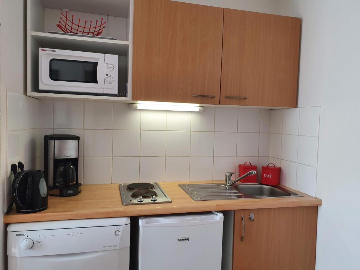 Joli Appartement T2 Dans Residence Avec Piscine, Hammam Et Parking Gratuits Carcassonne Eksteriør billede